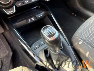 Kia Stonic 1.0i T-GDi 12V Épave (2019, Graphite)
