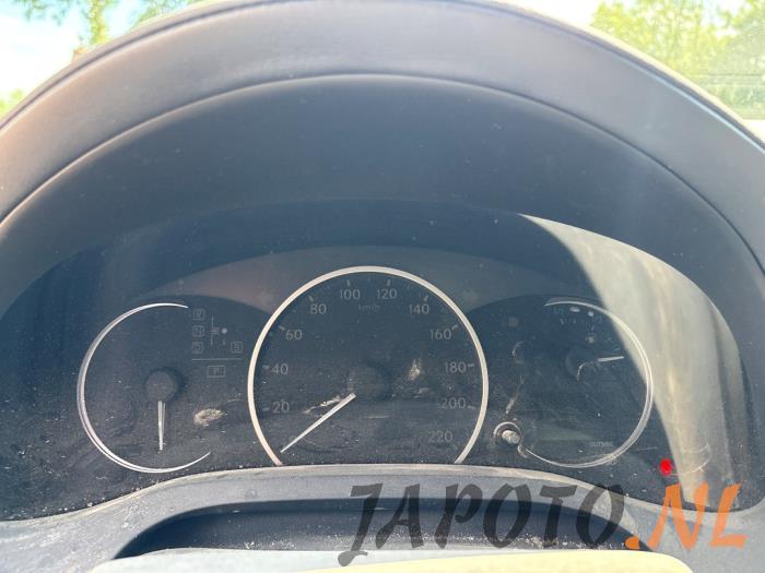Lexus CT 200h 1.8 16V Samochód złomowany (2011, Bialy)