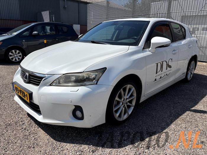 Lexus CT 200h 1.8 16V  (Desguace)