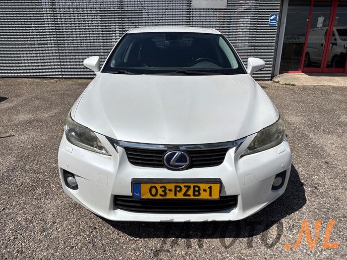 Lexus CT 200h 1.8 16V Samochód złomowany (2011, Bialy)