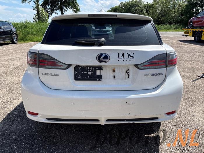 Lexus CT 200h 1.8 16V Samochód złomowany (2011, Bialy)