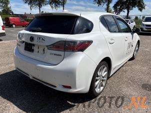 Lexus CT 200h 1.8 16V Samochód złomowany (2011, Bialy)