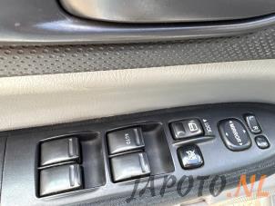 Subaru Forester 2.0 16V X Vehículo de desguace (2007, Gris)