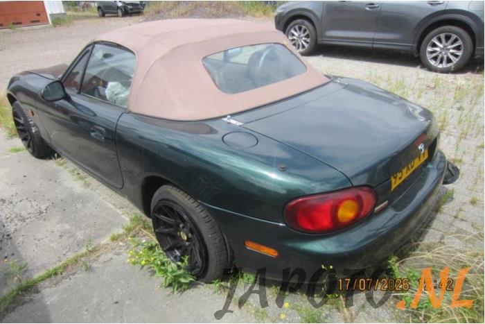 Mazda MX-5 1.8i 16V Vehículo de desguace (2000, Verde)
