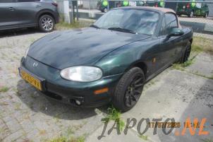 Mazda MX-5 1.8i 16V Vehículo de desguace (2000, Verde)