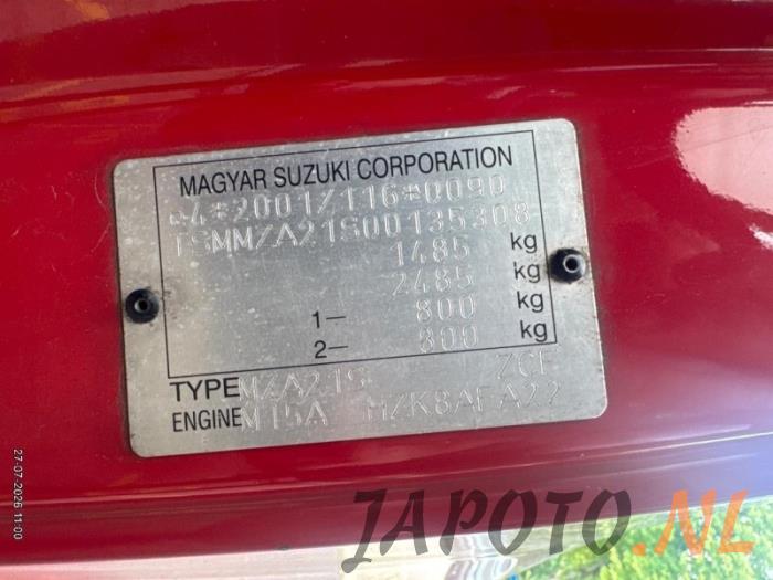 Suzuki Swift 1.5 VVT 16V Vehículo de desguace (2005, Rojo)