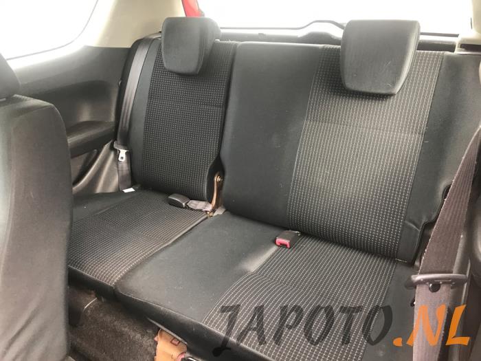 Suzuki Swift 1.5 VVT 16V Samochód złomowany (2005, Czerwony)