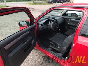 Suzuki Swift 1.5 VVT 16V Samochód złomowany (2005, Czerwony)