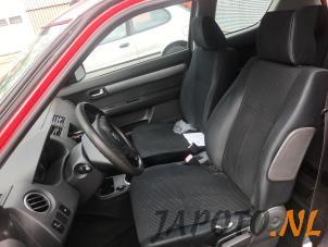 Suzuki Swift 1.5 VVT 16V Samochód złomowany (2005, Czerwony)