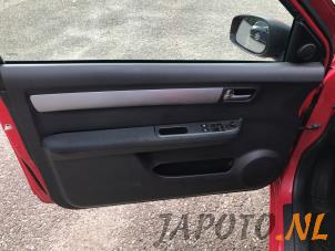 Suzuki Swift 1.5 VVT 16V Samochód złomowany (2005, Czerwony)