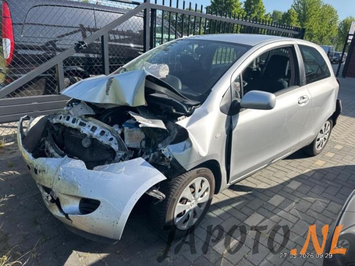 Toyota Yaris II 1.0 12V VVT-i  (Desguace)