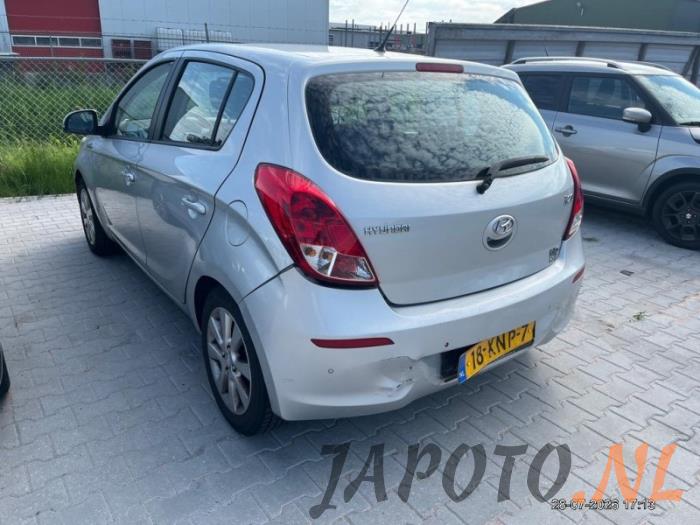 Hyundai i20 1.2i 16V Vehículo de desguace (2012, Gris)