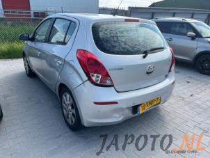 Hyundai i20 1.2i 16V Vehículo de desguace (2012, Gris)