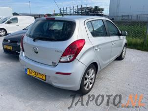 Hyundai i20 1.2i 16V Vehículo de desguace (2012, Gris)