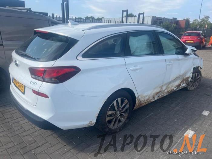 Hyundai i30 Wagon 1.0 T-GDI 12V Vehículo de desguace (2019, Blanco)