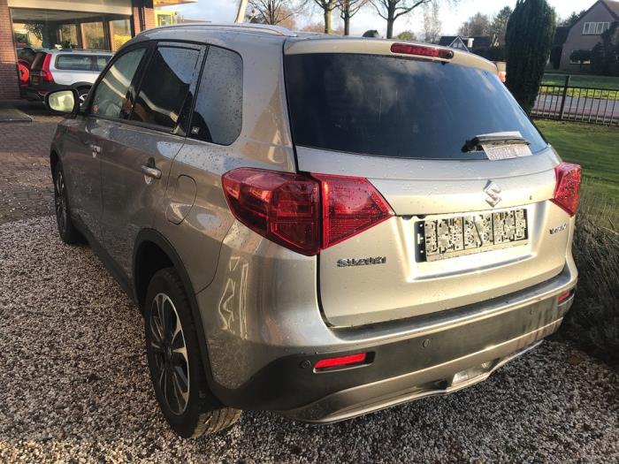 Suzuki Vitara 1.0 Booster Jet Turbo 12V Salvage vehicle (2019)