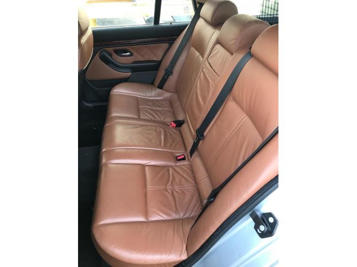 BMW 5 serie Touring 528i 24V Schrottauto (1997, Grau, Silbergrau) 