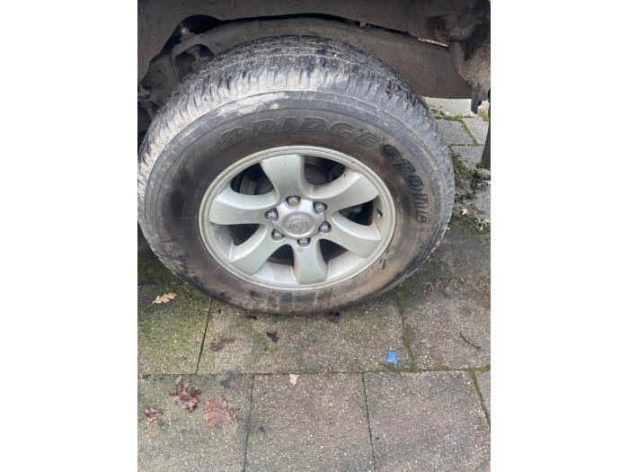 Toyota Land Cruiser 3.0 D-4D 16V Skrotfordon (2006, GRIJS)