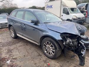 Volvo XC60 I 2.4 D5 20V AWD Épave (2008, Bleu)