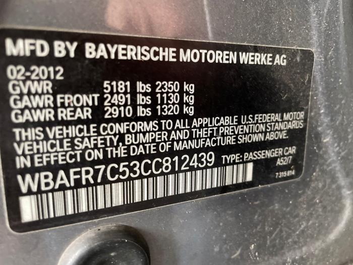 BMW 5 serie 535i 24V TwinPower Turbo Samochód złomowany (2012, Szary)