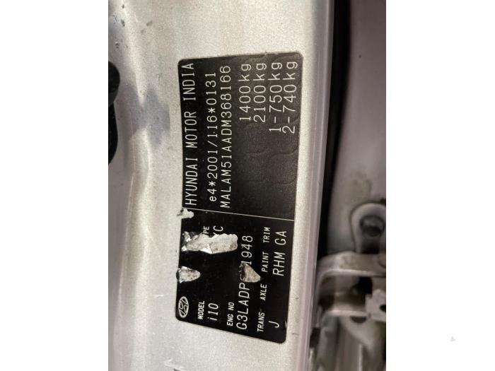 Hyundai i10 1.0i 12V Épave (2013, Gris)