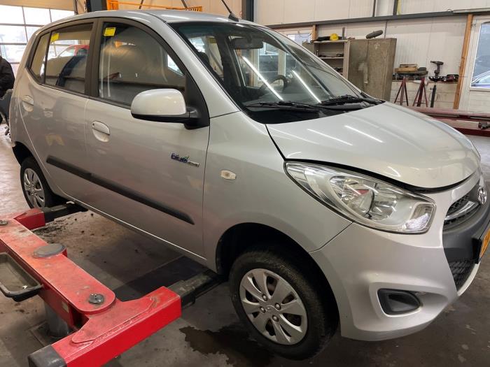 Hyundai i10 1.0i 12V Épave (2013, Gris)