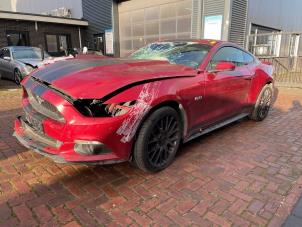 Ford Usa Mustang VI Fastback 5.0 GT Ti-VCT V8 32V Épave (2015, Rouge)