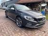 Volvo V60 skrotbil från 2015