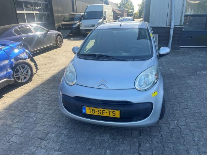Citroen C1 1.0 12V Schrottauto (2005, Silbergrau)