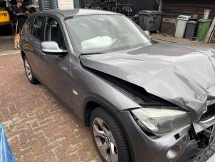 BMW X1 xDrive 25i 3.0 24V Épave (2010, Gris)