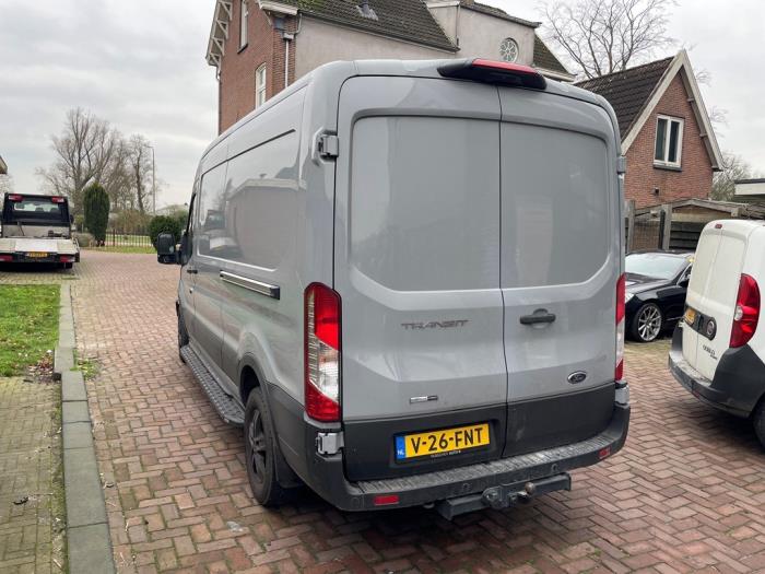 Ford Transit 2.0 TDCi 16V Eco Blue mHEV 170 Épave (2023, Gris)