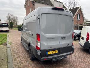 Ford Transit 2.0 TDCi 16V Eco Blue mHEV 170 Épave (2023, Gris)