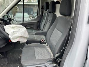 Ford Transit 2.0 TDCi 16V Eco Blue mHEV 170 Épave (2023, Gris)