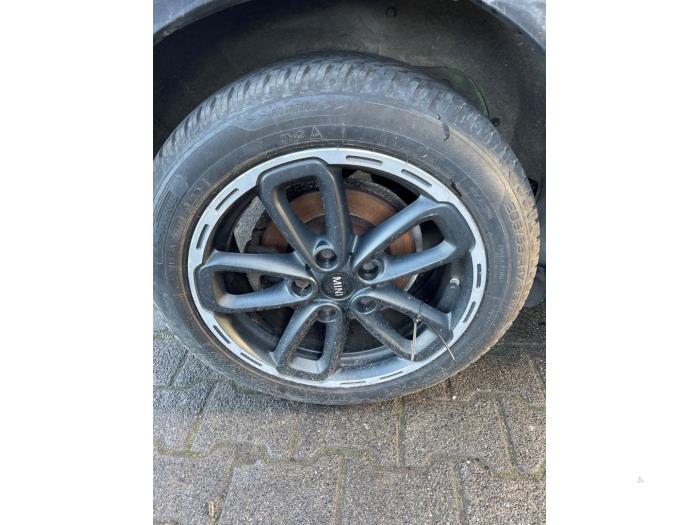 Mini Countryman 2.0 Cooper D 16V Autom. Épave (2014, Métallisé, Vert)