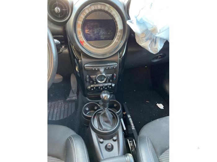 Mini Countryman 2.0 Cooper D 16V Autom. Épave (2014, Métallisé, Vert)