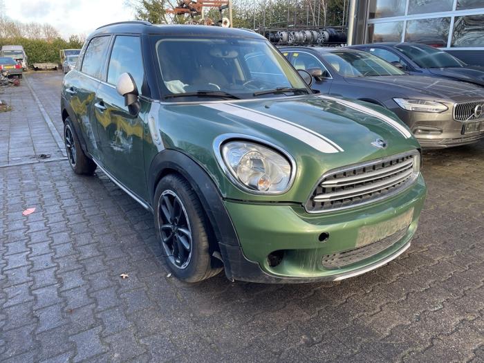 Mini Countryman 2.0 Cooper D 16V Autom. Épave (2014, Métallisé, Vert)