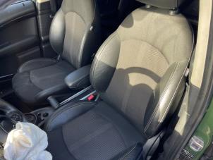 Mini Countryman 2.0 Cooper D 16V Autom. Épave (2014, Métallisé, Vert)