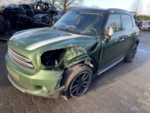 Mini Countryman 2.0 Cooper D 16V Autom. Épave (2014, Métallisé, Vert)