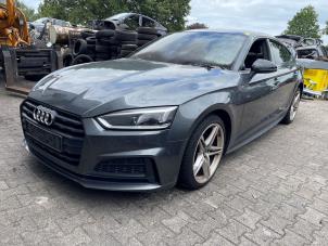 Audi A5 Sportback 2.0 40 TFSI Mild Hybrid 16V Vehículo de desguace (2018, Gris)