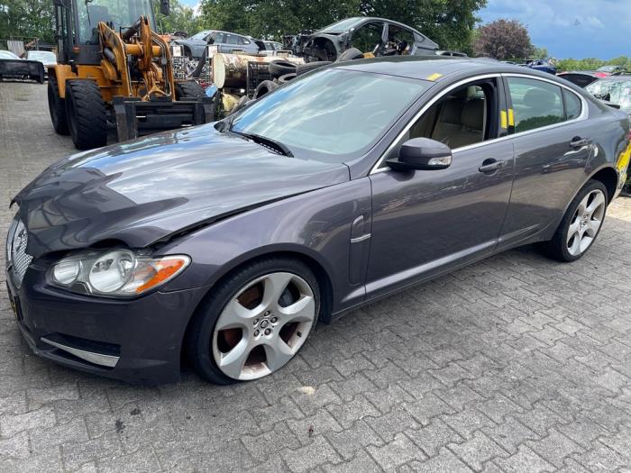 Jaguar XF 4.2 S V8 32V  (Desguace)