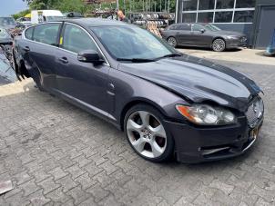 Jaguar XF 4.2 S V8 32V Vehículo de desguace (2010, Gris)
