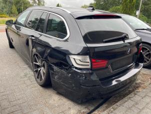 BMW 5 serie Touring 528i 24V Vehículo de desguace (2012, Negro)