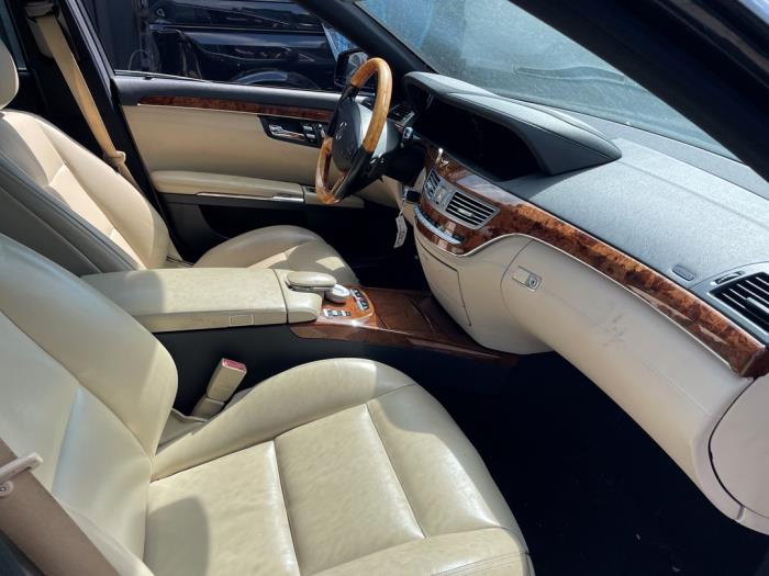 Mercedes S 3.0 S-320 CDI 24V Vehículo de desguace (2010, Negro)