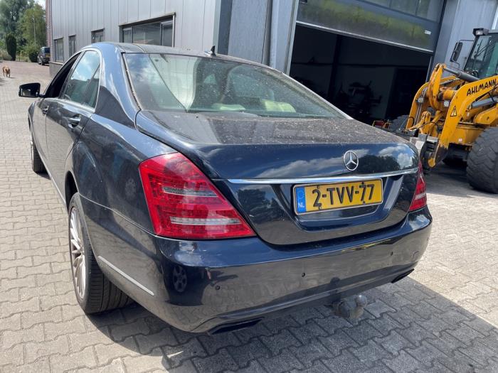 Mercedes S 3.0 S-320 CDI 24V Vehículo de desguace (2010, Negro)