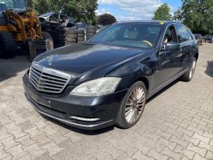Mercedes S 3.0 S-320 CDI 24V Vehículo de desguace (2010, Negro)