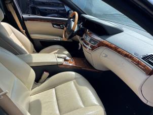 Mercedes S 3.0 S-320 CDI 24V Vehículo de desguace (2010, Negro)