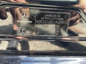 Mercedes S 3.0 S-320 CDI 24V Vehículo de desguace (2010, Negro)