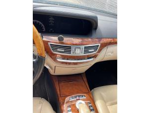 Mercedes S 3.0 S-320 CDI 24V Vehículo de desguace (2010, Negro)