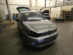 Volkswagen Golf VI 1.2 TSI BlueMotion Vehículo de desguace (2011, Gris)