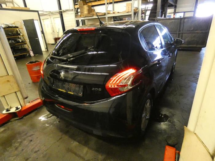 Peugeot 208 I 1.2 Vti 12V PureTech 82 Vehículo de desguace (2014, Negro)